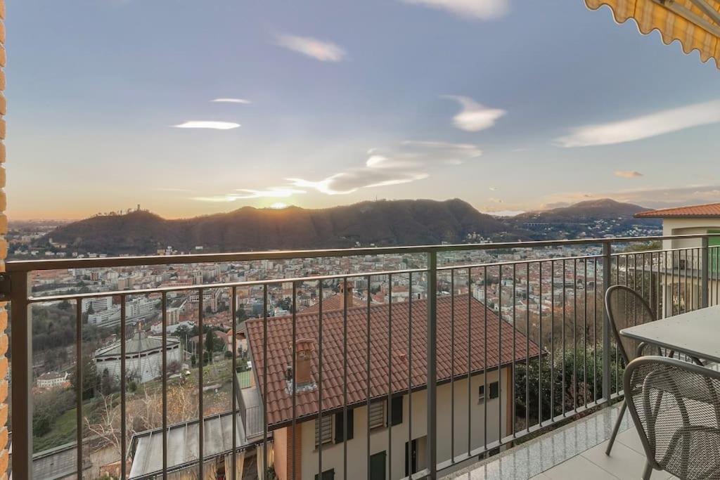 Appartamento Bellavista Con Ac E Posto Auto A Brunate Όπως Εξωτερικό φωτογραφία